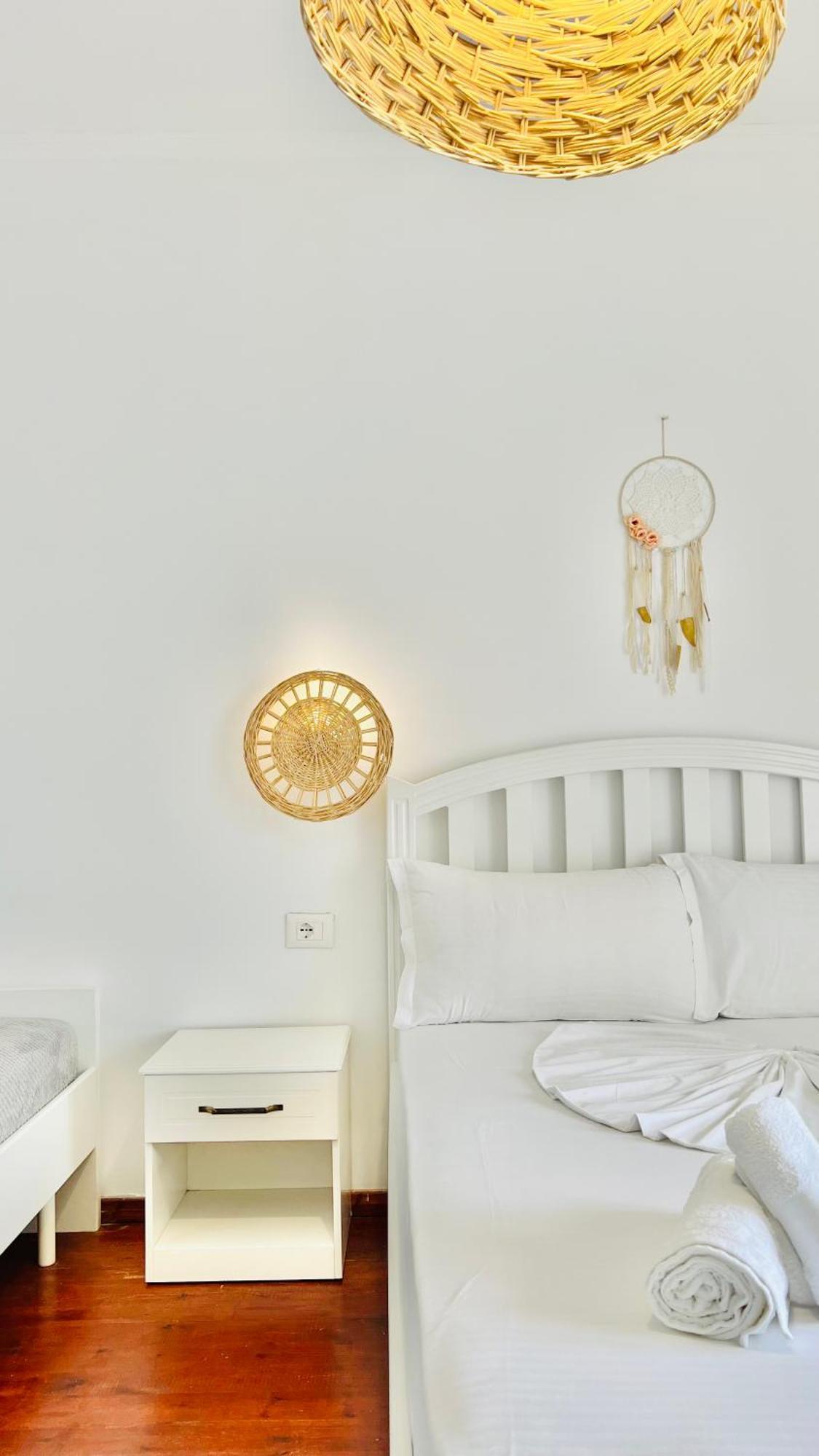 Las Nubes Rooms Himare Luaran gambar